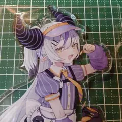 ホロライブ ラプラス・ダークネス アクリルスタンド