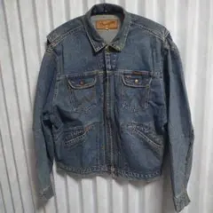 Item thumbnail for item 9fa6f9dd-82d6-4608-8ebc-6f917d11f06e