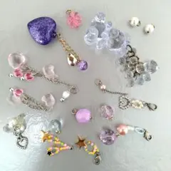 【手芸用品】 チャーム　ビーズ　トップ　クリア　おまとめ　デコ　パーツ　いろいろ