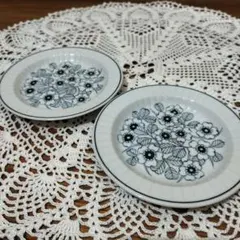 美濃焼　花柄皿 2枚セット 北欧風