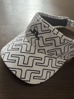 Item thumbnail for item b79edd5c-9db8-478e-8c2c-69e5fcedb9a1