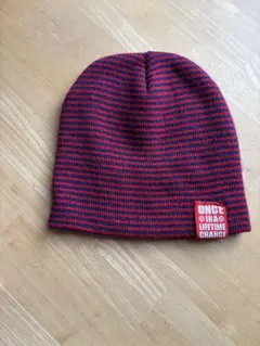 赤紫ストライプ ニット帽 ONCE IN A LIFETIME CHANCE