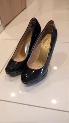 TED BAKER ブラック ハイヒール UK5のサムネイル