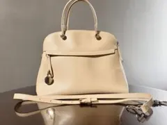 FURLA パイパー ベージュのサムネイル