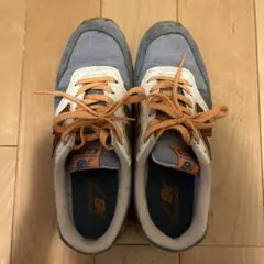 New Balance 996 ブルー/オレンジ スニーカー