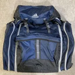 adidasリュック大容量　林間学校　修学旅行