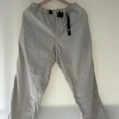 新品　The North Face ベージュ チノパン