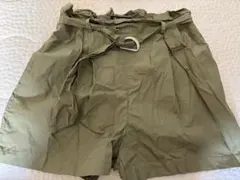 ZARA オリーブグリーン ショートパンツ US 24