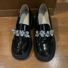 新品未使用厚底ビジュー付きローファーサイズL