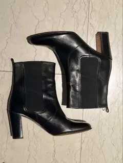 HERMES ブラックレザー サイドゴアブーツ 中ヒールのサムネイル