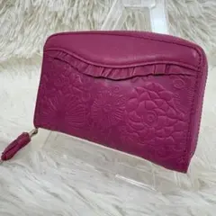 極美品✨ ケンゾー KENZO 花柄 型押し ラウンドファスナー 二つ折り財布のサムネイル
