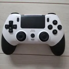 極美品★ps4 ワイヤレスコントローラー★白×黒★通電、充電確認済み！