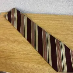 美品 TAKEO KIKUCHI ネクタイ レジメンタルストライプ レッド系