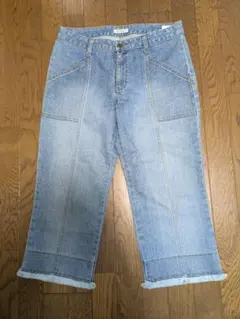 ライトブルーワイドレッグデニム