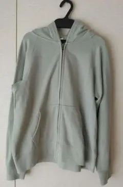 ●限定値下●パーカー　XL　ユニクロ　グリーン　ジップアップパーカー