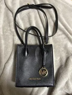 MICHAEL KORS ブラックミニバッグ