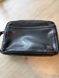 PORTER 黒 レザー バッグ 中型