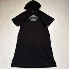 マリークワント　半袖パーカーワンピース　黒　M デイジーロゴ　レジャーにものサムネイル