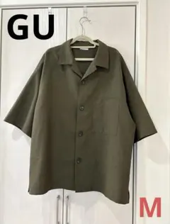 GU オリーブ色 半袖オープンカラーシャツ