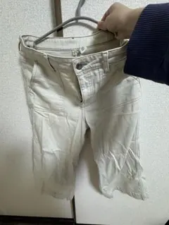 H＆M ホワイト7分丈パンツ コットン混紡