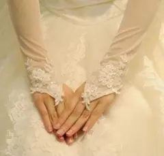 ビジュー付きウェディンググローブ