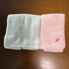 ふんわり無撚糸ハンドタオル1枚　ピンクのハンドタオル1枚　　計2枚