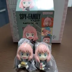 スパイファミリー　マスコット　ローソン　アーニャがいっぱい