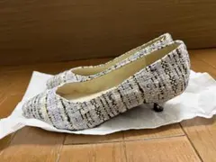 【新品未使用】ホワイト系ツイード ポインテッドトゥパンプス