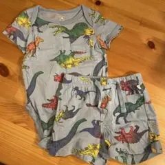 GAP BABY 恐竜柄ロンパース、ハーフパンツ2点セット