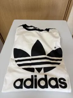 adidasTシャツ