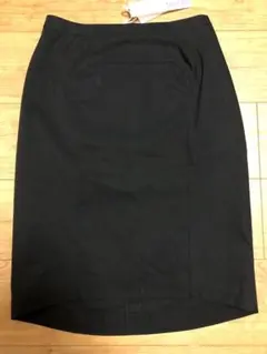 新品未使用*¥27,500-で購入*pacobj*パコブジェイ*黒*高級スカートのサムネイル