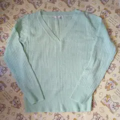 ハニーズ 淡いグリーンセーター