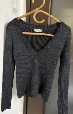 【値下げ】レディース　セーター　長袖　Vネック　襟ダブルデザイン　M