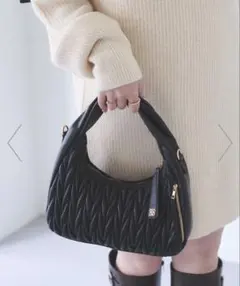 VIS 【2WAY】 ねじりハンドルキルティングバッグのサムネイル