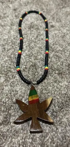 JA直輸入 木彫りネックレス Ganja MADE IN JAMAICA - メルカリ