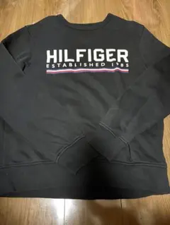 HILFIGER ブラック クルーネックスウェット