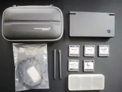 ニンテンドーDSi 本体 + ソフト5本 + 付属品 セット