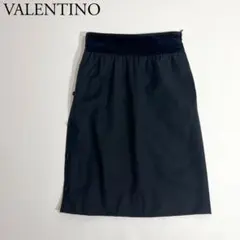 良品　VALENTINO ヴァレンティノ　タイトスカート　サイドボタン　ベロアのサムネイル