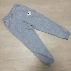 A.K.K様専用　PUMA グレー スウェット 長ズボン 140cm ハートロゴ