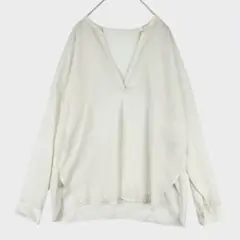 スキッパー ブラウス 白　アイボリーとろみ ゆったり シンプル レディース 長袖のサムネイル