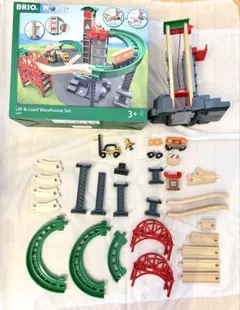 再再値下げ中‼︎【PLAN TOYS】Road & Rail Play Set 再再値下げ中‼︎【PLAN TOYS】Road & Rail Play Set - メルカリ