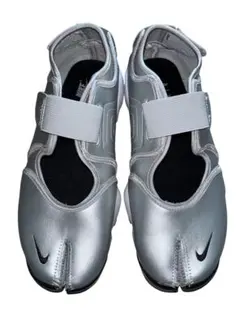 Nike エアリフト　AIR RIFT emmi別注シルバー　25 Nike エアリフト AIR RIFT emmi別注シルバー 25 - メルカリ
