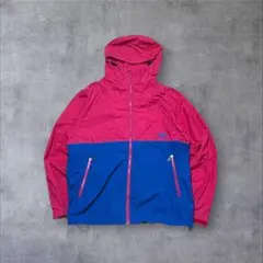 THE NORTH FACE ナイロンジャケット M フード付き ユニセックスのサムネイル