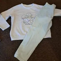 ユニクロ すみっコぐらし パジャマ 120