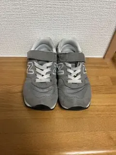 ニューバランス373