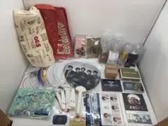 ARASHI 嵐　グッズ　まとめ売りTシャツ うちわ ペンライト カルタ 他