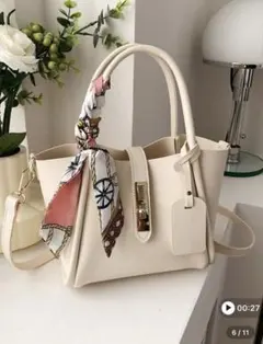 アイボリー ミニハンドバッグ スカーフ付き