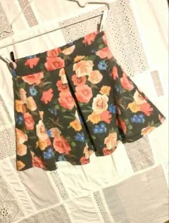 a*a様 【バラ柄】膝上フレアスカート◇しっかり裏地付き【フリーサイズ】