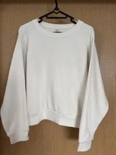 nako様　ユニクロ　スウェットクロップドシャツ　白　Ｌサイズ