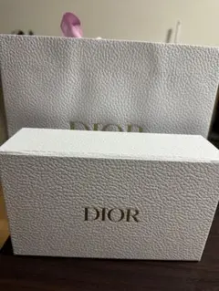 ディオール　DIOR ラッピング　箱　プレゼント